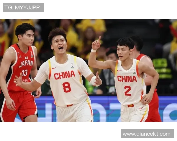 深圳篮球队在邀请赛中的灵活性表现与战术调整分析 深圳篮球队在邀请赛中的灵活性表现与战术调整分析