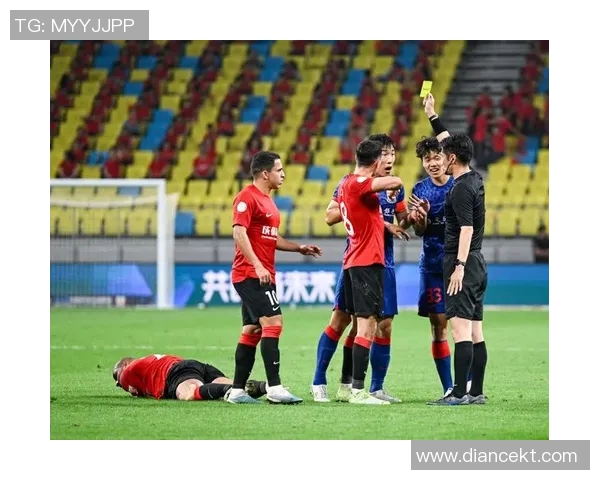 赛后分析:上海足球队与成都足球队的速度对决全景回顾 赛后分析:上海足球队与成都足球队的速度对决全景回顾